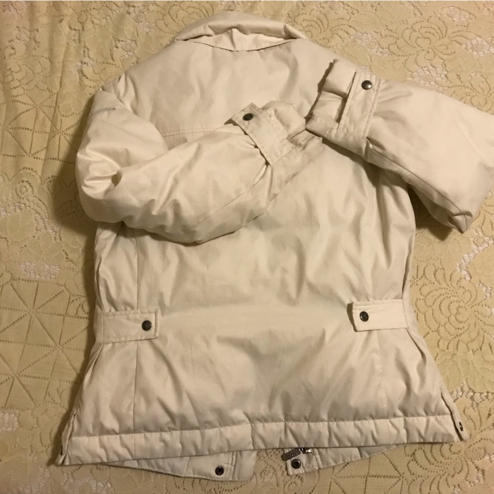 Women’s Columbia Down Jacket with Detachable Hood - Picture 6 of 16